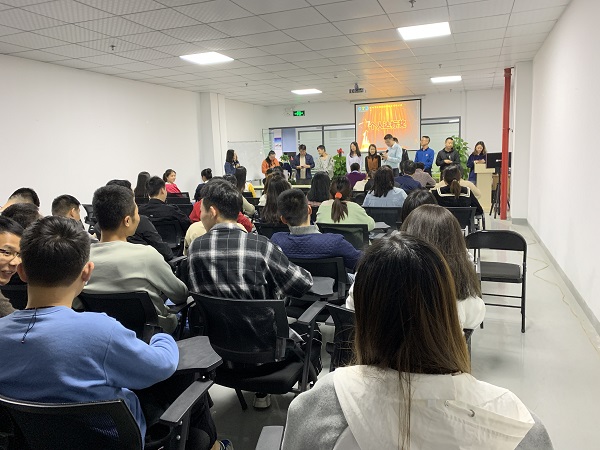 �h(hu��n)�y��